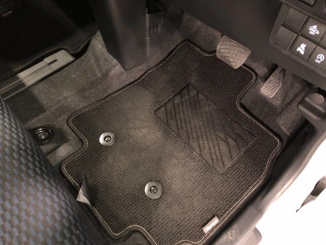 タントカスタムＲＳ　走行９６２５キロ／クリアランスソナー一年保証・走行距離無制限　走行９６２５キロ　サイドエアバック　クリアランスソナー　オートマチックハイビーム　オートライト　ＬＥＤヘッドライト　ベンチシート　シートヒーター　両側電動スライドドア（埼玉県）の中古車