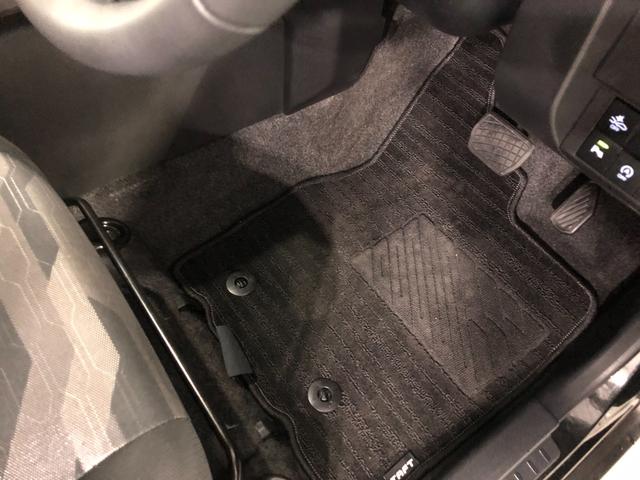 タフトＧ　クロムベンチャー　走行５５１０３キロ／ナビ／ドラレコ一年保証・走行距離無制限走行５５１０３キロ　フルセグナビ　バックカメラ　ドラレコ　ＥＴＣ　クリアランスソナー　オートライト　ＬＥＤヘッドライト　シートヒーター（埼玉県）の中古車