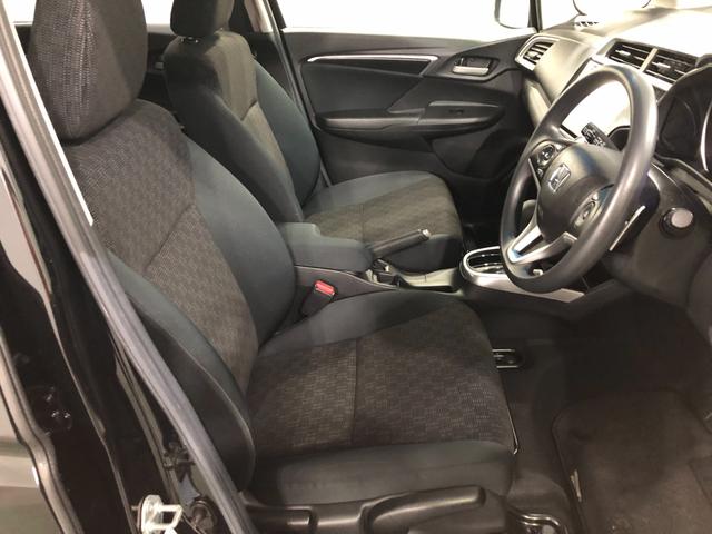 フィット１３Ｇ・Ｓパッケージ　走行１１２６４キロ／車検整備付／ナビ一年保証・走行距離無制限走行１１２６４キロ　ＴＶレスナビ　バックカメラ　オートライト　ＬＥＤヘッドライト　サイドエアバック（埼玉県）の中古車