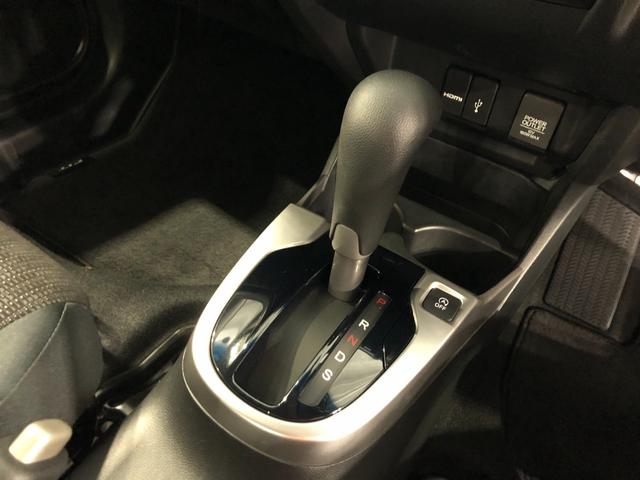 フィット１３Ｇ・Ｓパッケージ　走行１１２６４キロ／車検整備付／ナビ一年保証・走行距離無制限走行１１２６４キロ　ＴＶレスナビ　バックカメラ　オートライト　ＬＥＤヘッドライト　サイドエアバック（埼玉県）の中古車