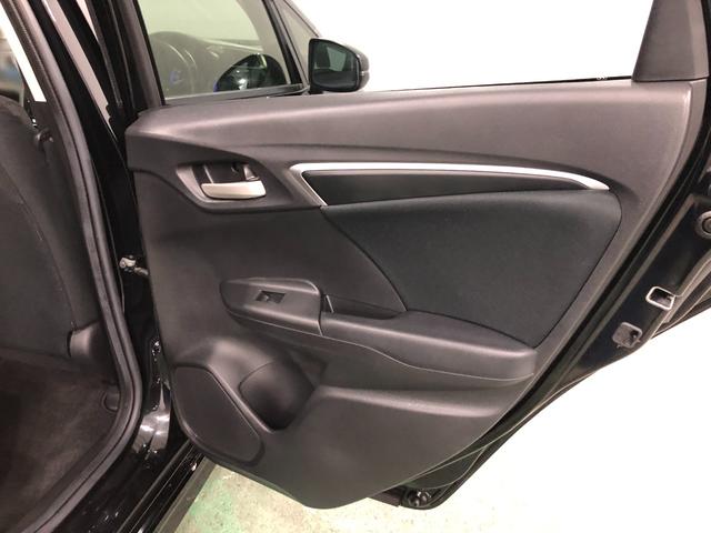 フィット１３Ｇ・Ｓパッケージ　走行１１２６４キロ／車検整備付／ナビ一年保証・走行距離無制限走行１１２６４キロ　ＴＶレスナビ　バックカメラ　オートライト　ＬＥＤヘッドライト　サイドエアバック（埼玉県）の中古車