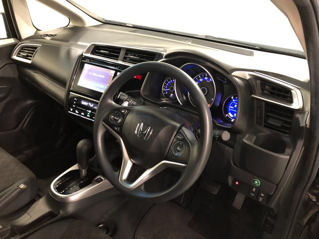 フィット１３Ｇ・Ｓパッケージ　走行１１２６４キロ／車検整備付／ナビ一年保証・走行距離無制限走行１１２６４キロ　ＴＶレスナビ　バックカメラ　オートライト　ＬＥＤヘッドライト　サイドエアバック（埼玉県）の中古車