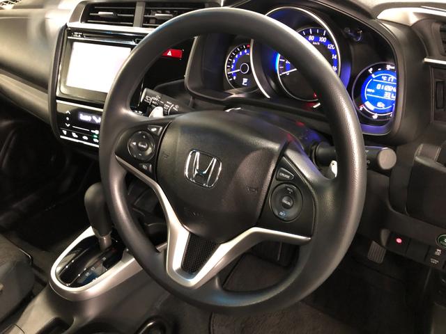 フィット１３Ｇ・Ｓパッケージ　走行１１２６４キロ／車検整備付／ナビ一年保証・走行距離無制限走行１１２６４キロ　ＴＶレスナビ　バックカメラ　オートライト　ＬＥＤヘッドライト　サイドエアバック（埼玉県）の中古車