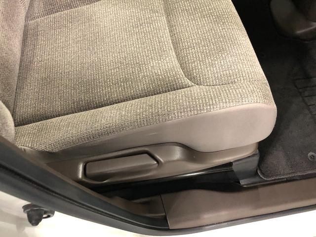 Ｎ−ＢＯＸＧ　走行１７６８１キロ／車検整備付／ナビ／バックカメラ一年保証・走行距離無制限走行１７６８１キロ　ワンセグナビ　ブルートゥース　ＥＴＣ　オートライト　ＬＥＤヘッドライト　ベンチシート（埼玉県）の中古車