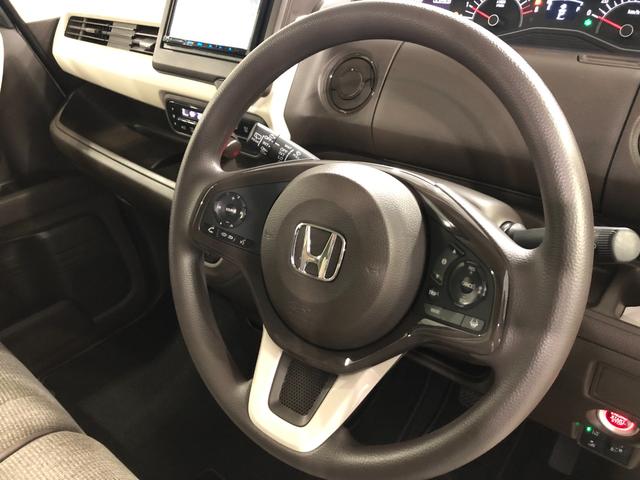 Ｎ−ＢＯＸＧ　走行１７６８１キロ／車検整備付／ナビ／バックカメラ一年保証・走行距離無制限走行１７６８１キロ　ワンセグナビ　ブルートゥース　ＥＴＣ　オートライト　ＬＥＤヘッドライト　ベンチシート（埼玉県）の中古車