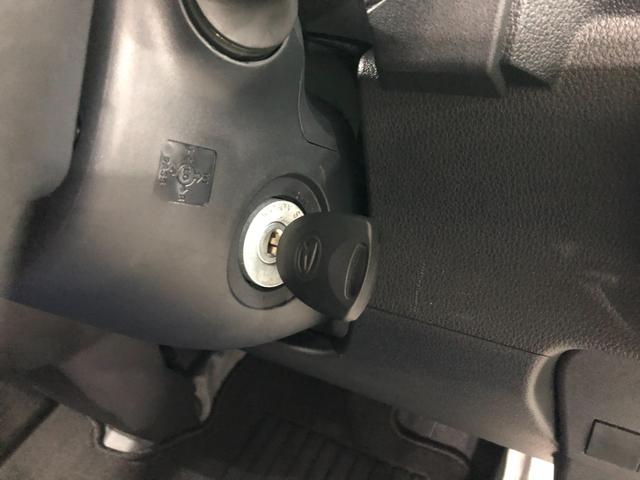 ハイゼットカーゴＤＸ　走行６７キロ／クリアランスソナー／キーレス一年保証・走行距離無制限走行６７キロ　助手席エアバック　オートライト　　クリアランスソナー　アイドリングストップ　キーレス（埼玉県）の中古車