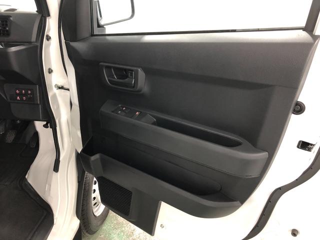 ハイゼットカーゴＤＸ　走行６７キロ／クリアランスソナー／キーレス一年保証・走行距離無制限走行６７キロ　助手席エアバック　オートライト　　クリアランスソナー　アイドリングストップ　キーレス（埼玉県）の中古車