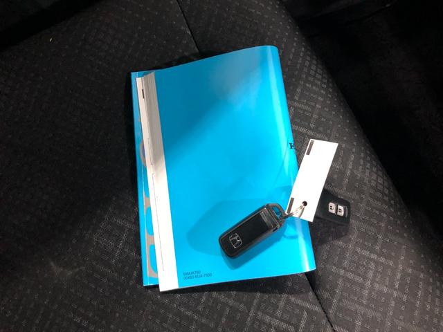 Ｎ−ＷＧＮカスタムＧ　走行８２８３７キロ／車検整備付／タイヤ４本交換一年保証・走行距離無制限走行８２８３７キロ　車検整備付　タイヤ４本交換　オートライト　ＨＩＤヘッドライト　ベンチシート（埼玉県）の中古車