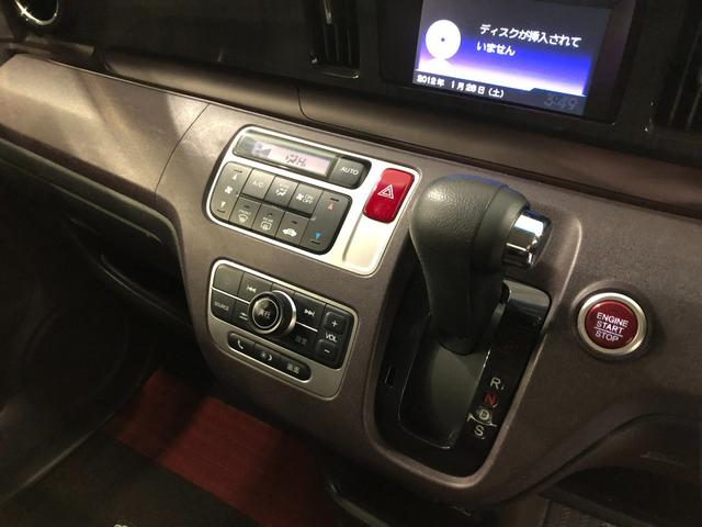 Ｎ−ＯＮＥプレミアム　ツアラー・Ｌパッケージ　軽雹害／タバコ臭１年保証距離無制限　走行距離３０８５５キロ　バックカメラ　純正マット　サイドエアバッグ　オートライト　ＨＩＤヘッドランプ　プッシュボタンスタート　電動格納式ドアミラー（埼玉県）の中古車