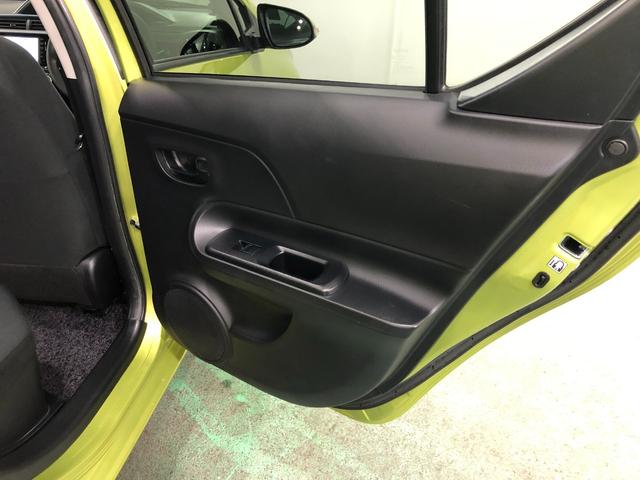 アクアS 走行24862キロ/フルセグナビ/電動格納式ドアミラー1年保証距離無制限 走行距離24862キロ フルセグナビ カーペットマット 助手席エアバッグ 電動格納式ドアミラー キーレスエントリー(埼玉県)の中古車