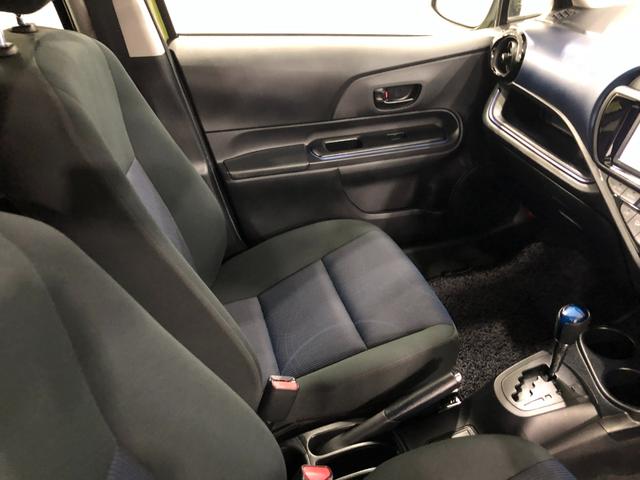 アクアS 走行24862キロ/フルセグナビ/電動格納式ドアミラー1年保証距離無制限 走行距離24862キロ フルセグナビ カーペットマット 助手席エアバッグ 電動格納式ドアミラー キーレスエントリー(埼玉県)の中古車