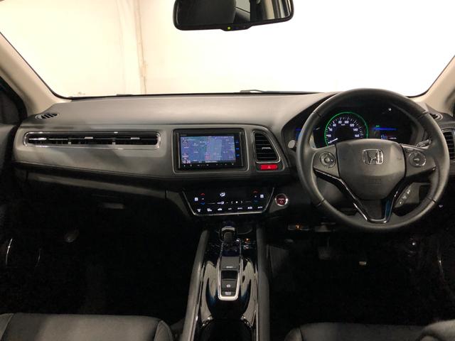 ヴェゼルハイブリッドＺ　走行３７１９８キロ／タイヤ４本交換／ナビ一年保証・走行距離無制限走行３７１９８キロ　フルセグナビ　ブルートゥース　バックカメラ　ＥＴＣ　サイドエアバック　オートライト　ＬＥＤヘッドライト　シートヒーター（埼玉県）の中古車