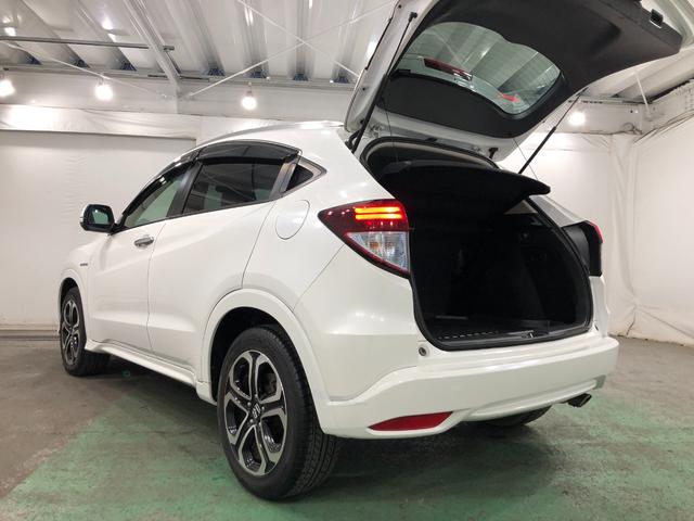 ヴェゼルハイブリッドＺ　走行３７１９８キロ／タイヤ４本交換／ナビ一年保証・走行距離無制限走行３７１９８キロ　フルセグナビ　ブルートゥース　バックカメラ　ＥＴＣ　サイドエアバック　オートライト　ＬＥＤヘッドライト　シートヒーター（埼玉県）の中古車