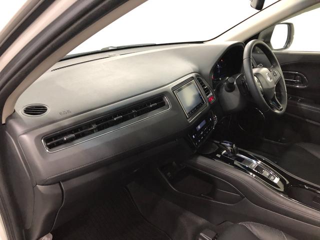 ヴェゼルハイブリッドＺ　走行３７１９８キロ／タイヤ４本交換／ナビ一年保証・走行距離無制限走行３７１９８キロ　フルセグナビ　ブルートゥース　バックカメラ　ＥＴＣ　サイドエアバック　オートライト　ＬＥＤヘッドライト　シートヒーター（埼玉県）の中古車