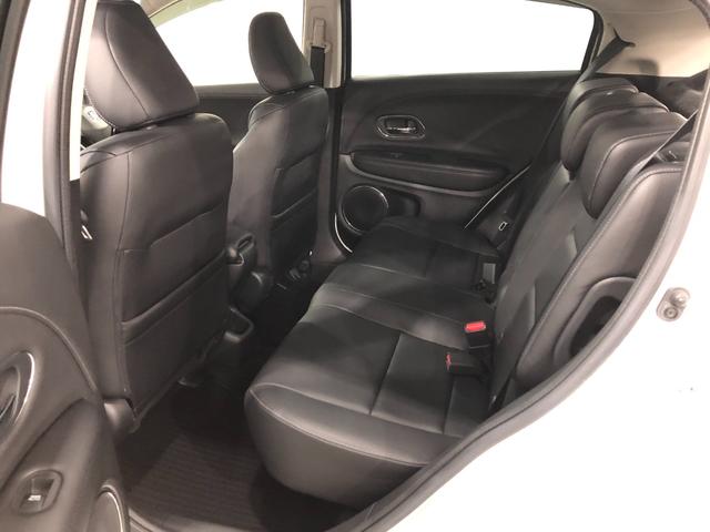 ヴェゼルハイブリッドＺ　走行３７１９８キロ／タイヤ４本交換／ナビ一年保証・走行距離無制限走行３７１９８キロ　フルセグナビ　ブルートゥース　バックカメラ　ＥＴＣ　サイドエアバック　オートライト　ＬＥＤヘッドライト　シートヒーター（埼玉県）の中古車