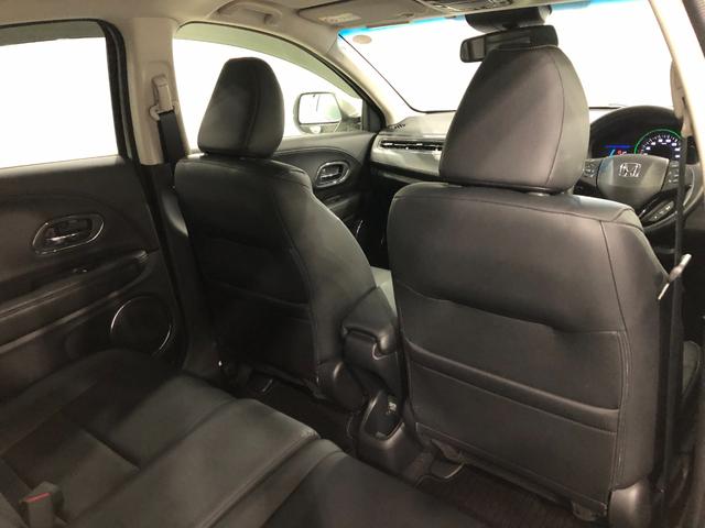 ヴェゼルハイブリッドＺ　走行３７１９８キロ／タイヤ４本交換／ナビ一年保証・走行距離無制限走行３７１９８キロ　フルセグナビ　ブルートゥース　バックカメラ　ＥＴＣ　サイドエアバック　オートライト　ＬＥＤヘッドライト　シートヒーター（埼玉県）の中古車