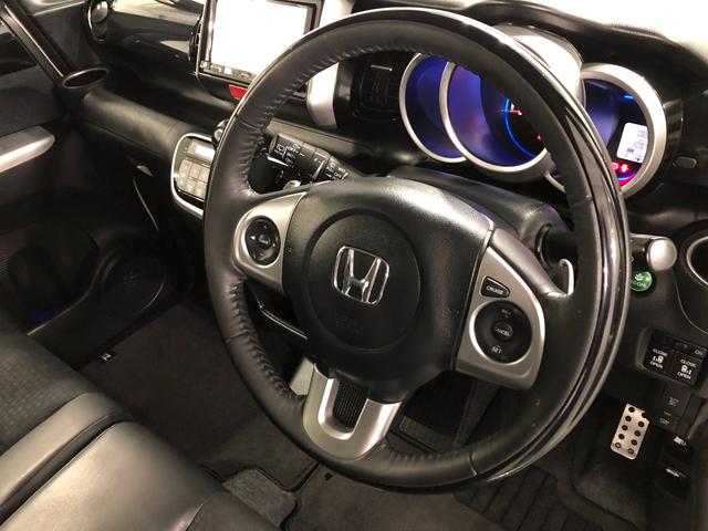 Ｎ−ＢＯＸカスタムＧターボＬパッケージ　走行６５６６４キロ／ナビ／バックカメラ一年保証・走行距離無制限走行６５６６４キロ　フルセグナビ　ブルートゥース　バックカメラ　ＥＴＣ　サイドエアバック　オートライト　ＨＩＤヘッドライト　両側電動スライドドア（埼玉県）の中古車