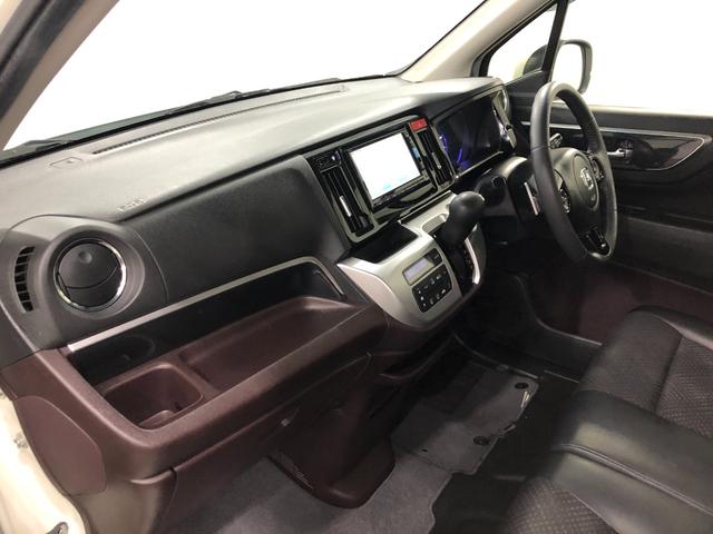 Ｎ−ＷＧＮカスタムＧ・ターボパッケージ　走行２９０９７キロ／ナビ／バックカメラ一年保証・走行距離無制限走行２９０９７キロ　フルセグナビ　ブルートゥース　バックカメラ　ＥＴＣ　サイドエアバック　オートライト　ＨＩＤヘッドライト　ベンチシート（東京都）の中古車