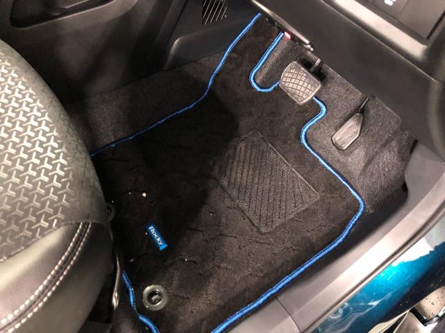 ロッキープレミアムＧ　走行１０キロ／雹害／４ＷＤ／純正ナビ／ドラレコ１年保証距離無制限　走行距離１０キロ　４ＷＤ　純正フルセグナビ　パノラマモニター　ドラレコ　純正マット　サイドエアバッグ　ＬＥＤヘッドランプ　アイドリングストップ　シートヒーター　キーフリー（埼玉県）の中古車