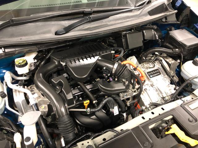 ノートＸ　走行２３６８５キロ／車検整備付／ナビドラレコ／喫煙車一年保証・走行距離無制限走行２３６８５キロ　フルセグナビ　ブルートゥース　全周囲カメラ　ドラレコ　サイドエアバック　クリアランスソナー　オートライト　ＬＥＤヘッドライト（埼玉県）の中古車