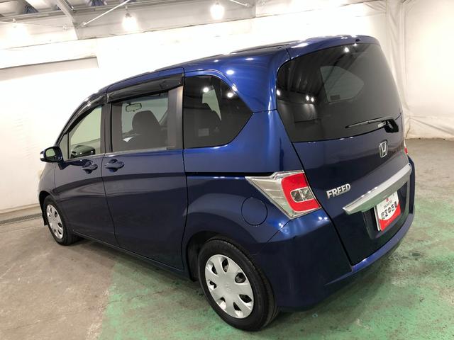 フリードＧ　プレミアムエディション　走行６４９３６キロ／フルセグナビ１年保証距離無制限　走行距離６４９３６キロ　フルセグナビ　ブルートゥース　純正マット　オートライト　ＨＩＤヘッドランプ　両側電動スライドドア（埼玉県）の中古車