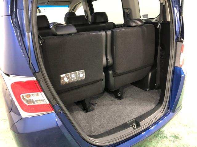 フリードＧ　プレミアムエディション　走行６４９３６キロ／フルセグナビ１年保証距離無制限　走行距離６４９３６キロ　フルセグナビ　ブルートゥース　純正マット　オートライト　ＨＩＤヘッドランプ　両側電動スライドドア（埼玉県）の中古車