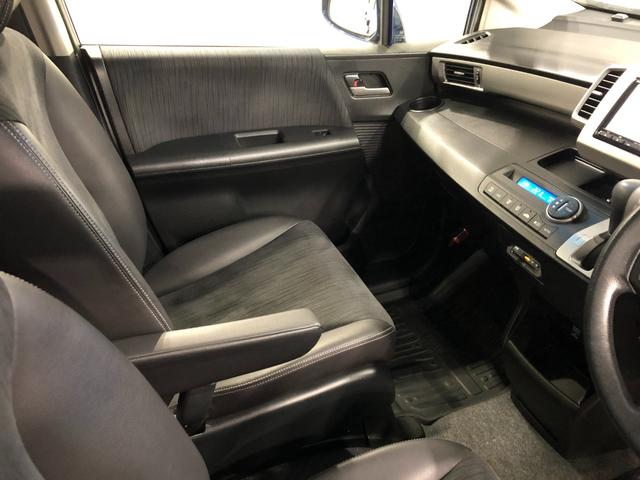 フリードＧ　プレミアムエディション　走行６４９３６キロ／フルセグナビ１年保証距離無制限　走行距離６４９３６キロ　フルセグナビ　ブルートゥース　純正マット　オートライト　ＨＩＤヘッドランプ　両側電動スライドドア（埼玉県）の中古車