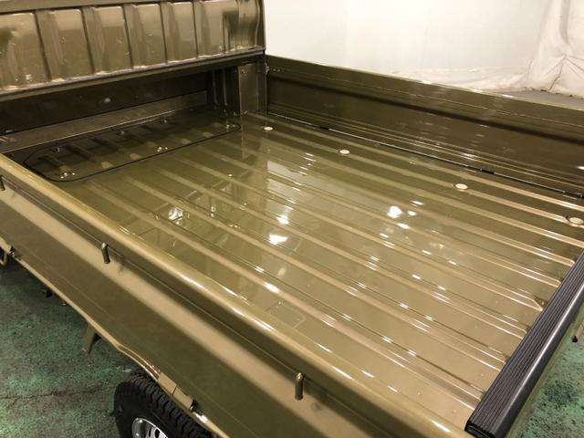 ハイゼットトラックジャンボ　走行７３０２３キロ／車検整備付／４ＷＤ／５速ＭＴ一年保証・走行距離無制限走行７３０２３キロ　車検整備付　ＬＥＤヘッドライト　ＡＮＦＭラジオ　５速マニュアル　４ＷＤ　作業用ライト（埼玉県）の中古車