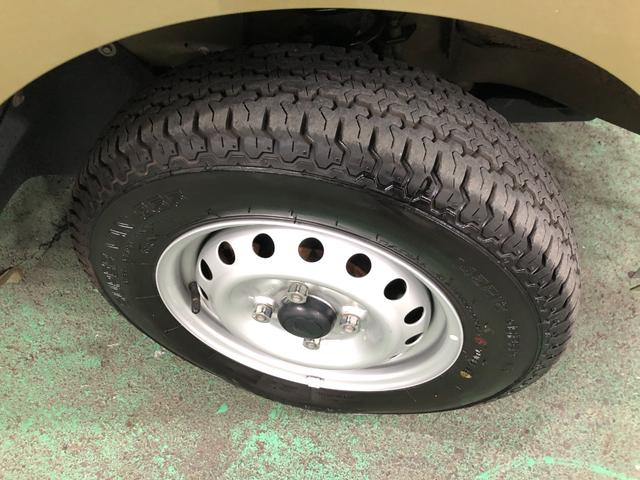 ハイゼットトラックジャンボ　走行７３０２３キロ／車検整備付／４ＷＤ／５速ＭＴ一年保証・走行距離無制限走行７３０２３キロ　車検整備付　ＬＥＤヘッドライト　ＡＮＦＭラジオ　５速マニュアル　４ＷＤ　作業用ライト（埼玉県）の中古車