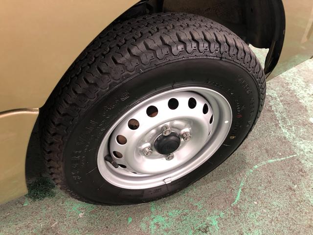 ハイゼットトラックジャンボ　走行７３０２３キロ／車検整備付／４ＷＤ／５速ＭＴ一年保証・走行距離無制限走行７３０２３キロ　車検整備付　ＬＥＤヘッドライト　ＡＮＦＭラジオ　５速マニュアル　４ＷＤ　作業用ライト（埼玉県）の中古車