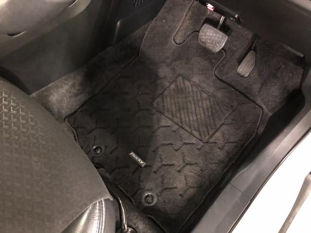 ロッキープレミアム　走行３５９６０キロ／ナビ／バックカメラ／ドラレコ一年保証・走行距離無制限走行３５９６０キロ　フルセグナビ　ブルートゥース　バックカメラ　ドラレコ　ＥＴＣ　クリアランスソナー　オートライト　ＬＥＤヘッドライト　シートヒーター（埼玉県）の中古車