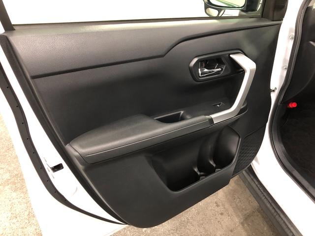 ロッキープレミアム　走行３５９６０キロ／ナビ／バックカメラ／ドラレコ一年保証・走行距離無制限走行３５９６０キロ　フルセグナビ　ブルートゥース　バックカメラ　ドラレコ　ＥＴＣ　クリアランスソナー　オートライト　ＬＥＤヘッドライト　シートヒーター（埼玉県）の中古車