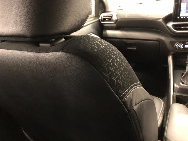 ロッキープレミアム　走行３５９６０キロ／ナビ／バックカメラ／ドラレコ一年保証・走行距離無制限走行３５９６０キロ　フルセグナビ　ブルートゥース　バックカメラ　ドラレコ　ＥＴＣ　クリアランスソナー　オートライト　ＬＥＤヘッドライト　シートヒーター（埼玉県）の中古車