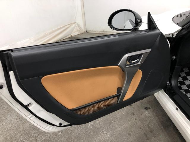 コペンセロ S 走行46350キロ/ナビ/ドラレコ/ETC一年保証・走行距離無制限走行46350キロ フルセグナビ ブルートゥース ドラレコ ETC オートライト LEDヘッドライト シートヒーター(埼玉県)の中古車