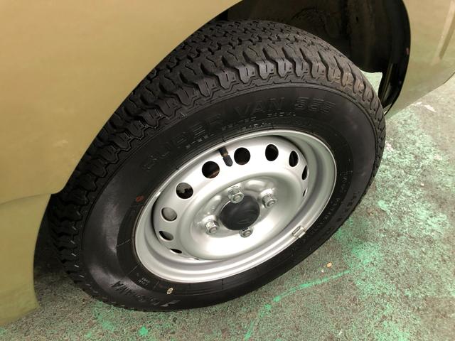 ハイゼットトラックスタンダード 農用スペシャルSAIIIt 4WD/MT車1年保証距離無制限 走行距離14731キロ 4WD マニュアル車 FMAMラジオ 純正フロアマット 助手席エアバッグ LEDヘッドランプ 大型荷台作業灯(埼玉県)の中古車