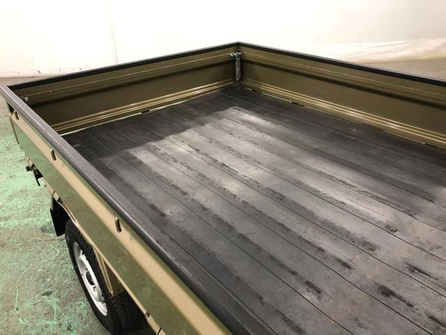 ハイゼットトラックスタンダード 農用スペシャルSAIIIt 4WD/MT車1年保証距離無制限 走行距離14731キロ 4WD マニュアル車 FMAMラジオ 純正フロアマット 助手席エアバッグ LEDヘッドランプ 大型荷台作業灯(埼玉県)の中古車