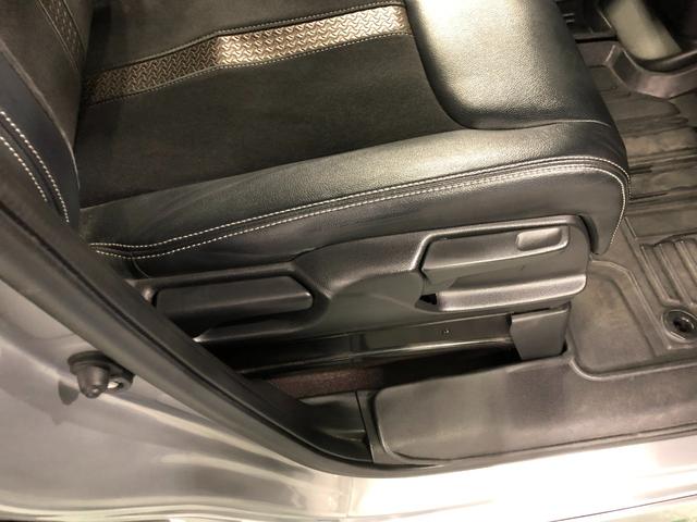 N−BOXカスタムG・Lターボホンダセンシング 車検整備付/走行70520キロ1年保証距離無制限 走行距離70520キロ 純正フルセグナビ バックカメラ ドラレコ 純正マット サイドエアバッグ LEDヘッドランプ アイドリングストップ 両側電動スライドドア 電動格納式ドアミラー(埼玉県)の中古車