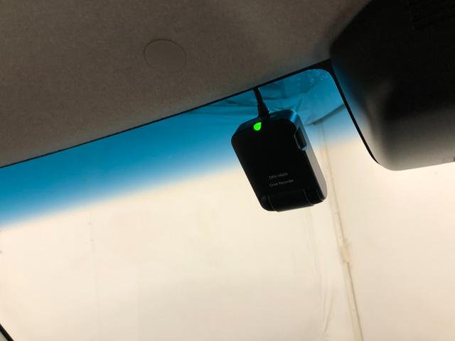 タントカスタムＲＳ　トップエディションＳＡIII　ナビ／ドラレコ１年保証距離無制限　走行距離９４０９６キロ　フルセグナビ　バックカメラ　ブルートゥース　ドラレコ　純正マット　ＬＥＤヘッドランプ　アイドリングストップ　シートヒーター　両側電動スライドドア　キーフリー（埼玉県）の中古車