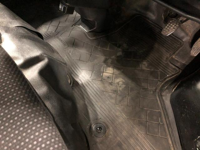 ハイゼットカーゴデラックスＳＡIII　走行３１５０２キロ／フルセグナビ１年保証距離無制限　走行距離３１５０２キロ　フルセグナビ　ブルートゥース　純正マット　オートライト　ＬＥＤヘッドランプ　アイドリングストップ　プッシュボタンスタート　両側スライドドア（埼玉県）の中古車