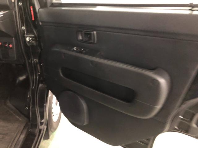 ハイゼットカーゴデラックスＳＡIII　走行３１５０２キロ／フルセグナビ１年保証距離無制限　走行距離３１５０２キロ　フルセグナビ　ブルートゥース　純正マット　オートライト　ＬＥＤヘッドランプ　アイドリングストップ　プッシュボタンスタート　両側スライドドア（埼玉県）の中古車