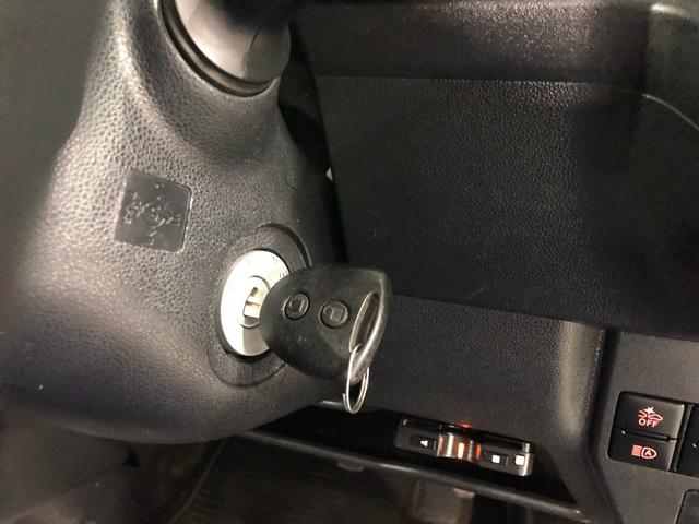 ハイゼットカーゴデラックスＳＡIII　走行３１５０２キロ／フルセグナビ１年保証距離無制限　走行距離３１５０２キロ　フルセグナビ　ブルートゥース　純正マット　オートライト　ＬＥＤヘッドランプ　アイドリングストップ　プッシュボタンスタート　両側スライドドア（埼玉県）の中古車