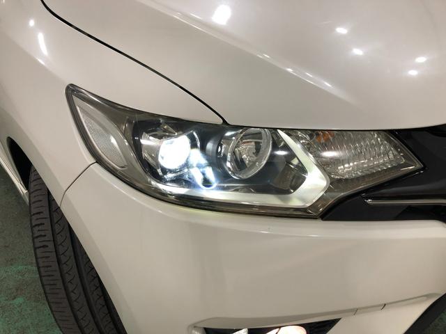 フィットＲＳ　軽雹害／走行６３５６２キロ／ワンセグナビ／バックカメラ１年保証距離無制限　走行距離６３５６２キロ　ワンセグナビ　バックカメラ　ブルートゥース　純正マット　助手席エアバッグ　ＬＥＤヘッドランプ　電動格納式ドアミラー（埼玉県）の中古車