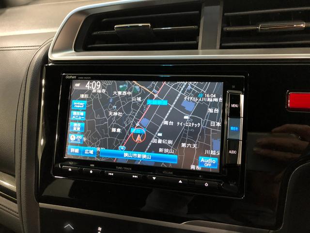 フィットＲＳ　軽雹害／走行６３５６２キロ／ワンセグナビ／バックカメラ１年保証距離無制限　走行距離６３５６２キロ　ワンセグナビ　バックカメラ　ブルートゥース　純正マット　助手席エアバッグ　ＬＥＤヘッドランプ　電動格納式ドアミラー（埼玉県）の中古車