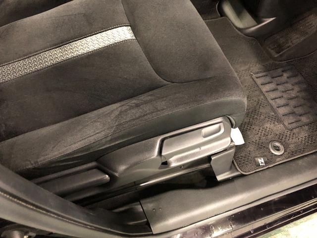 N−BOXカスタムL 走行32978キロ/ナビ/バックカメラ/ドラレコ/ETC一年保証・走行距離無制限走行32978キロ TVレスナビ ブルートゥース バックカメラ ドラレコ クリアランスソナー オートライト LEDヘッドライト 片側電動スライドドア(埼玉県)の中古車