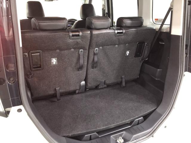 トールカスタムＧ　４ＷＤ／走行４３８９８キロ／後席モニター／ナビ１年保証距離無制限　走行距離４３８９８キロ　フルセグナビ　パノラマモニター　ドラレコ　後席モニター　純正マット　ＬＥＤヘッドランプ　アイドリングストップ　シートヒーター　両側電動スライドドア（埼玉県）の中古車