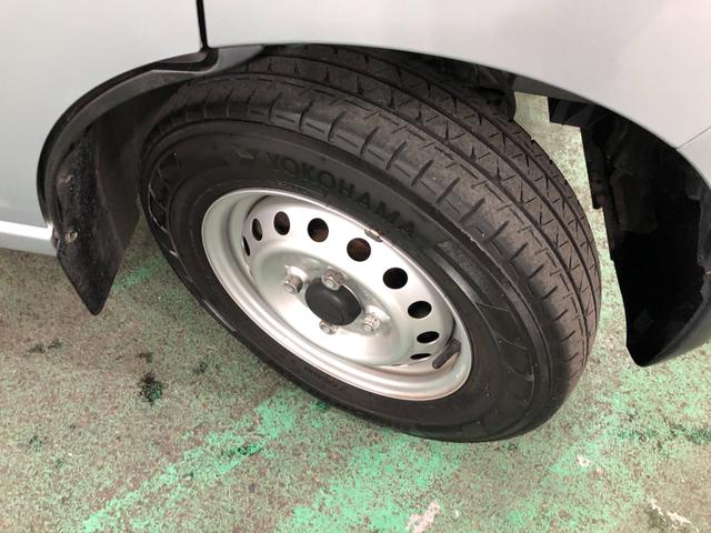 ハイゼットカーゴＤＸ　走行７１１７９キロ／車検整備付／タイヤ４本交換／ナビ一年保証・走行距離無制限走行７１１７９キロ　車検整備付　タイヤ４本交換　ブルートゥース　バックカメラ　クリアランスソナー　オートライト（埼玉県）の中古車