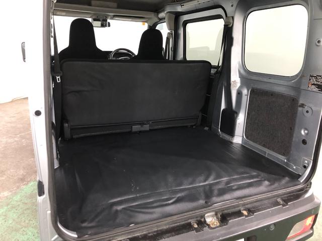 ハイゼットカーゴＤＸ　走行７１１７９キロ／車検整備付／タイヤ４本交換／ナビ一年保証・走行距離無制限走行７１１７９キロ　車検整備付　タイヤ４本交換　ブルートゥース　バックカメラ　クリアランスソナー　オートライト（埼玉県）の中古車