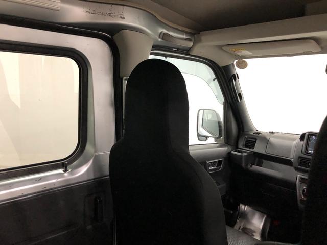 ハイゼットカーゴＤＸ　走行７１１７９キロ／車検整備付／タイヤ４本交換／ナビ一年保証・走行距離無制限走行７１１７９キロ　車検整備付　タイヤ４本交換　ブルートゥース　バックカメラ　クリアランスソナー　オートライト（埼玉県）の中古車