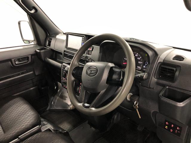 ハイゼットカーゴＤＸ　走行７１１７９キロ／車検整備付／タイヤ４本交換／ナビ一年保証・走行距離無制限走行７１１７９キロ　車検整備付　タイヤ４本交換　ブルートゥース　バックカメラ　クリアランスソナー　オートライト（埼玉県）の中古車