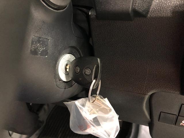 ハイゼットカーゴDX 走行7787キロ/クリアランスソナー/オートライト一年保証・走行距離無制限走行7787キロ 助手席エアバック 純正カーペットマット クリアランスソナー オートライト アイドリングストップ(埼玉県)の中古車